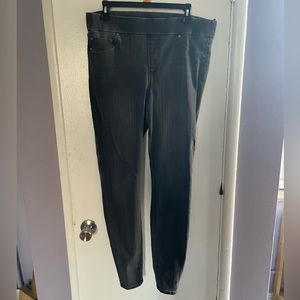 Liverpool Elizabeth Super Skinny Jeans Size 32